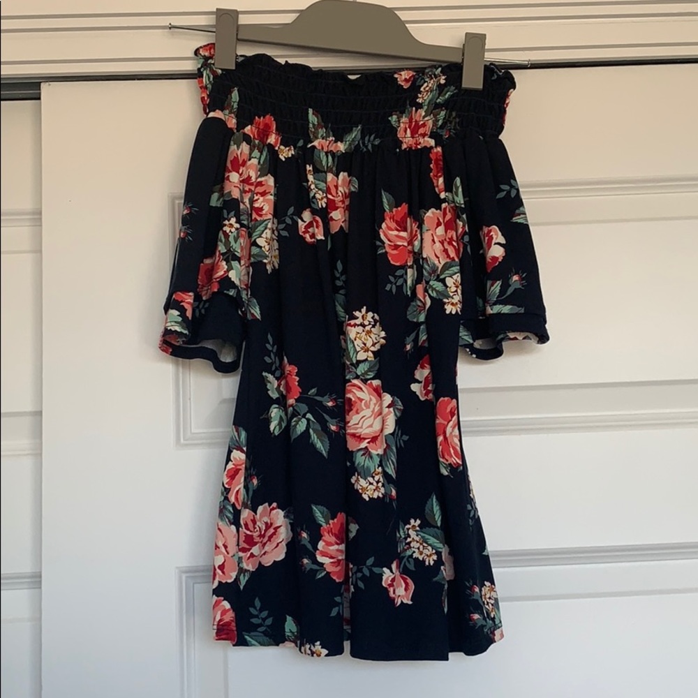 Shoulder-Laying Blouse!